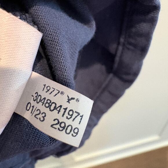 American Eagle Shirt Mens Large Blue Super Soft Standard Fit Button Up Pockets - Picture 12 of 13